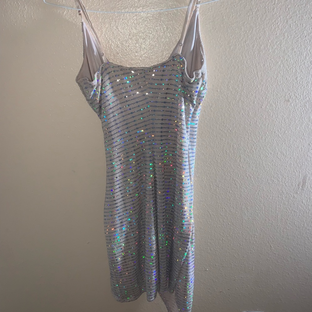Dress - Picture 2 of 2